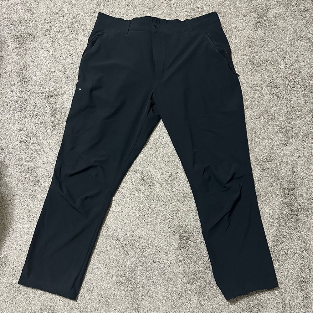 NWOT Black Columbia athletic pants, size 42/52